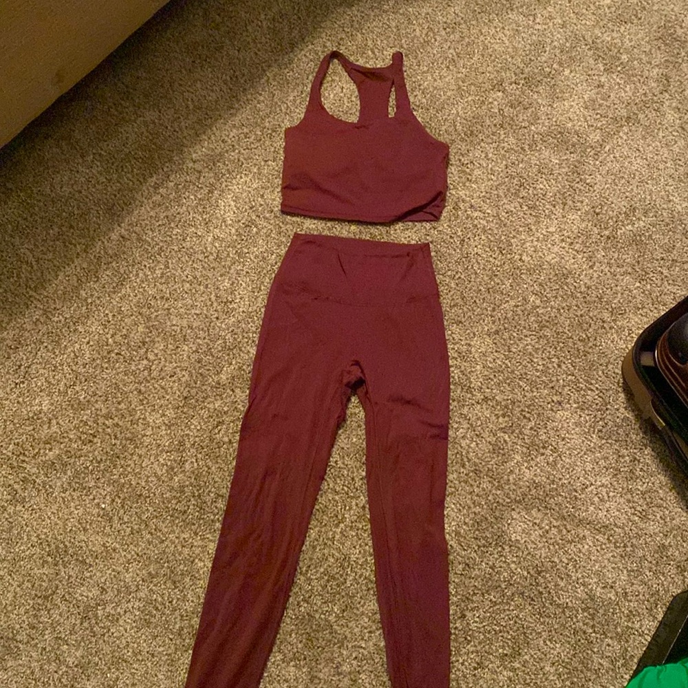 Paragon fitwear maroon workout set
